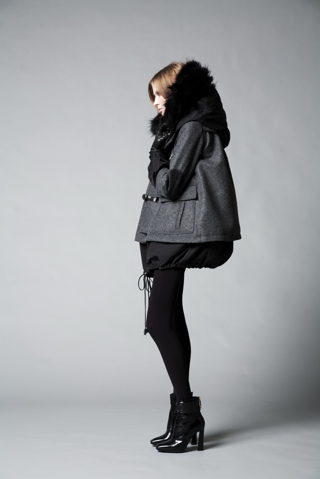 Dsquared2 2011 ŮbDƬ