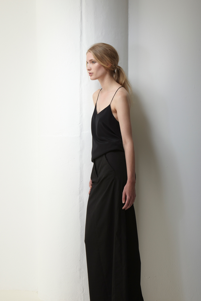 Tibi 2012紺LookbookDƬ