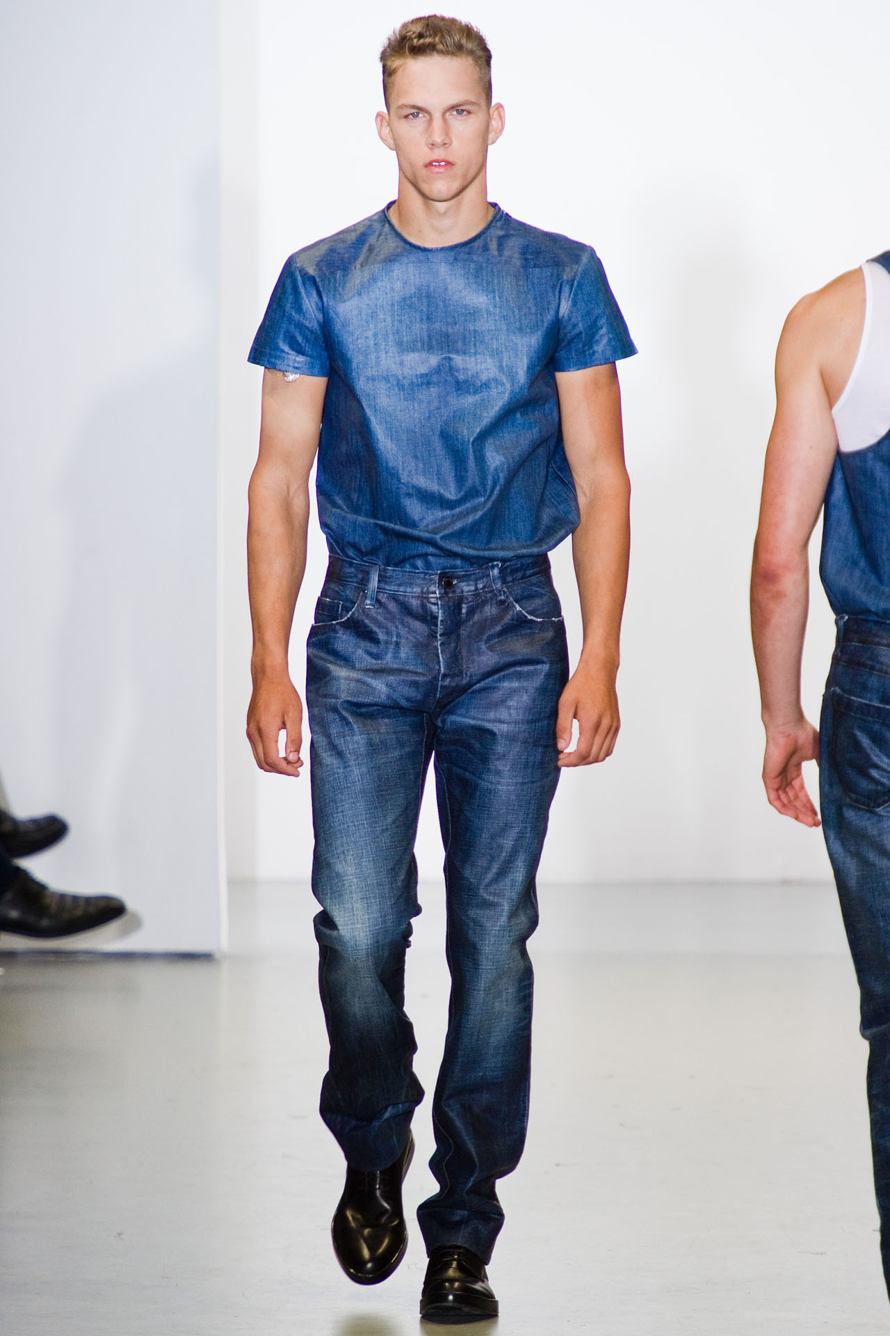 Calvin Klein 2012bDƬ
