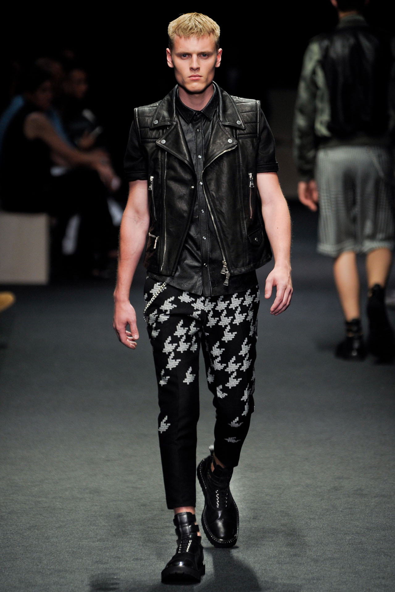 Neil Barrett 2012bDƬ