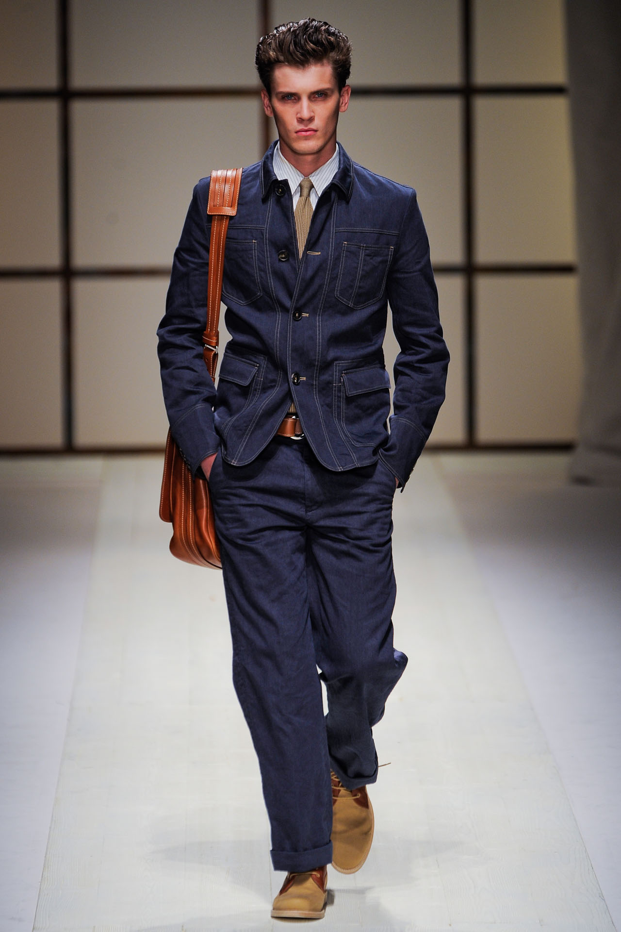 Salvatore Ferragamo 2012bDƬ
