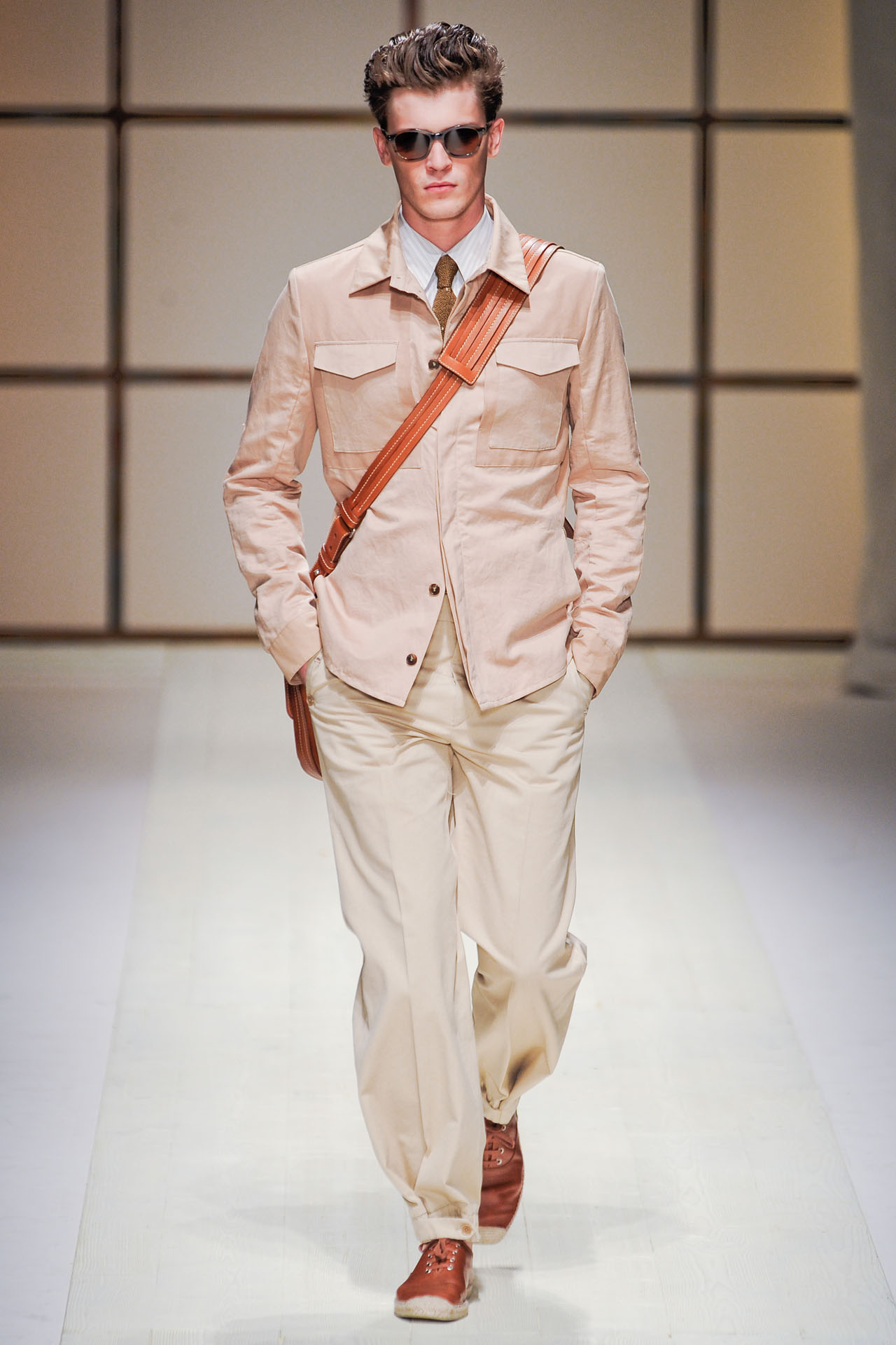 Salvatore Ferragamo 2012bDƬ