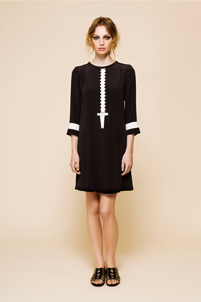 Moschino 2012紺ϵиDƬ