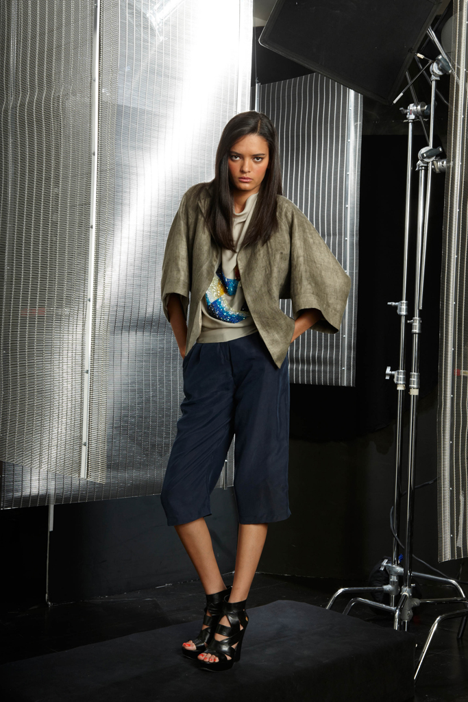 Nicole Miller 2012紺ϵиDƬ
