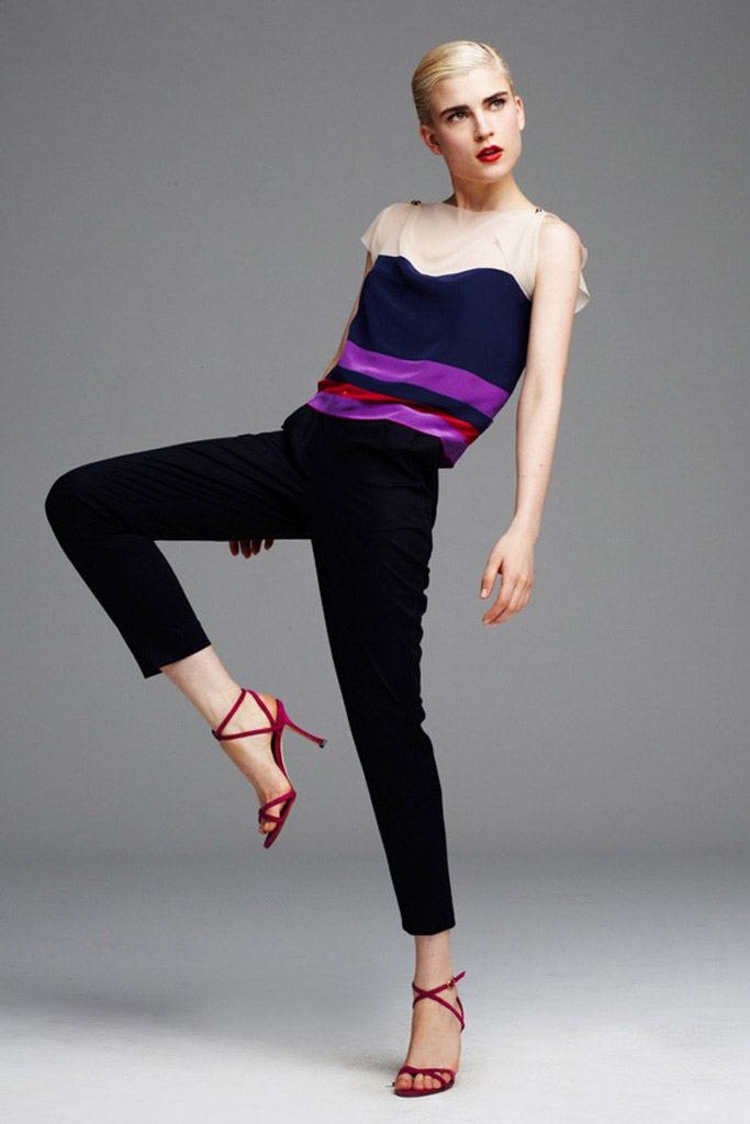 Tribune Standard 2012紺ϵиDƬ