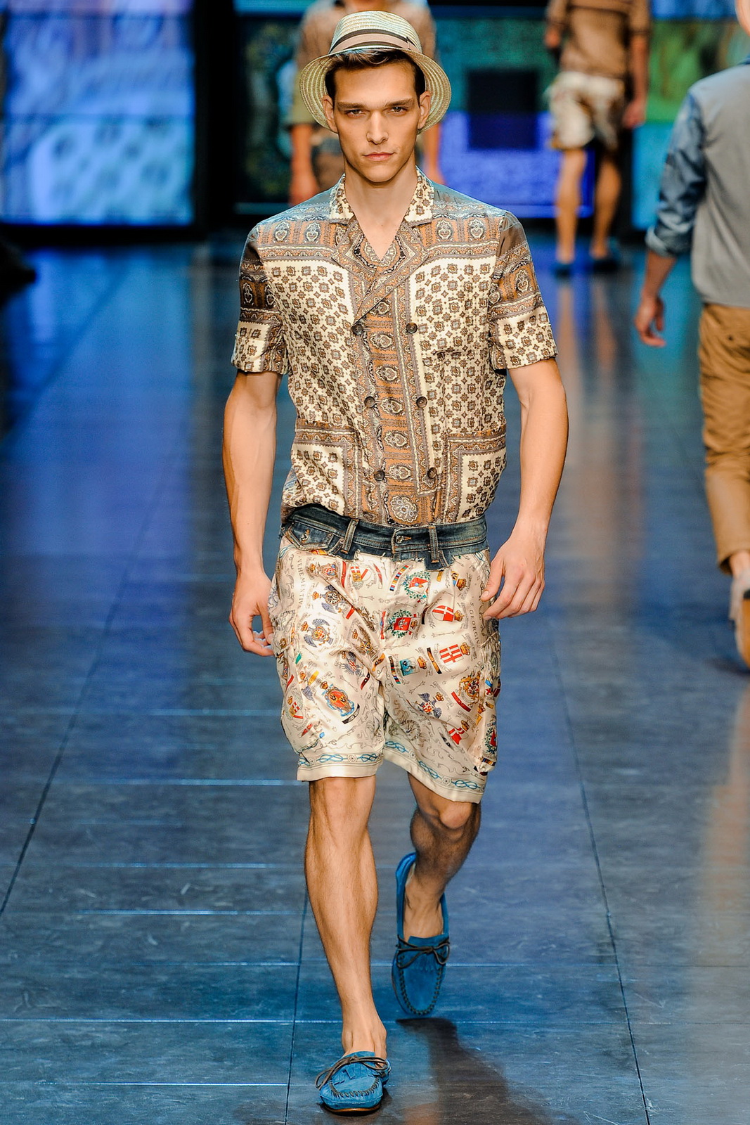 D&G 2012bDƬ