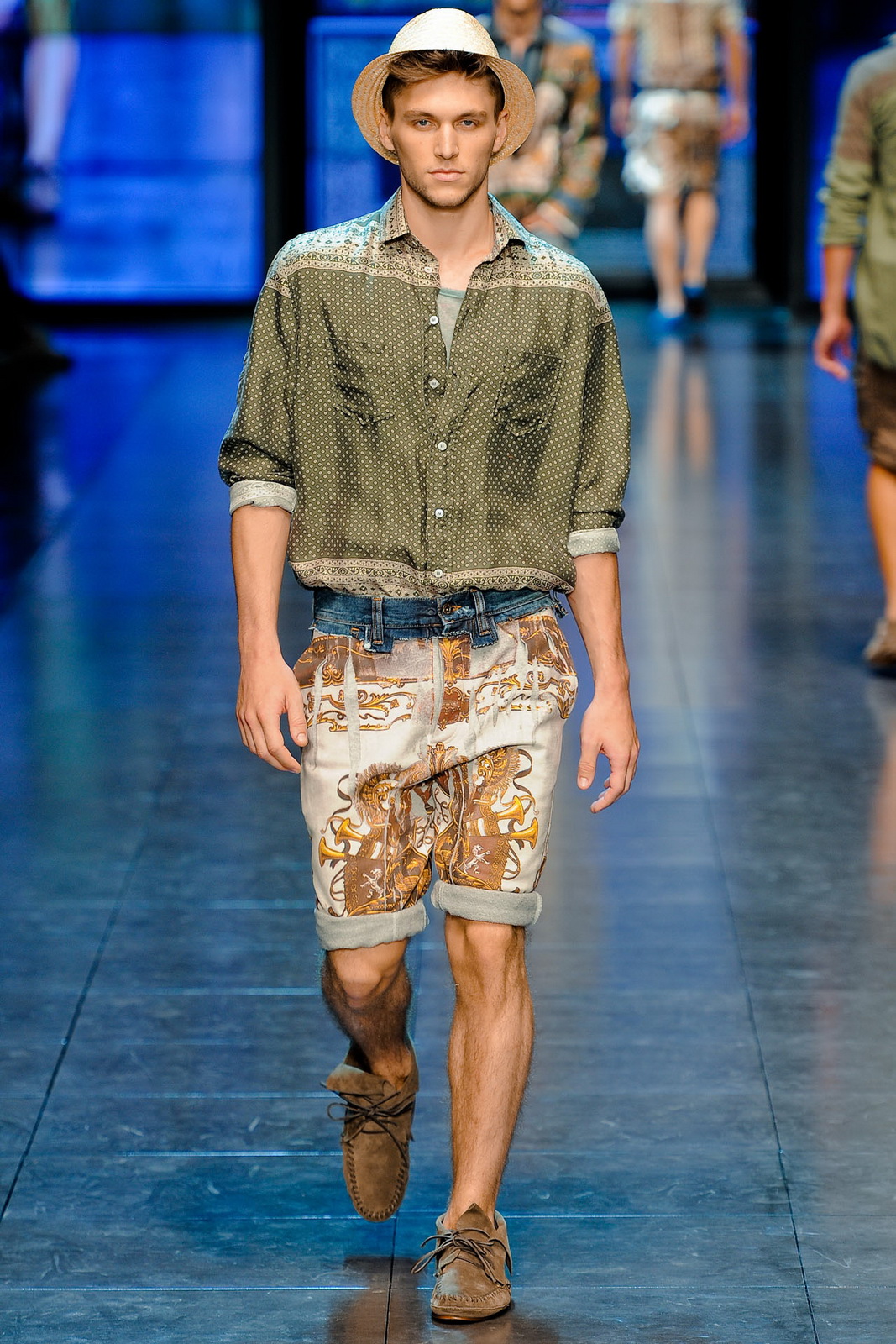 D&G 2012bDƬ