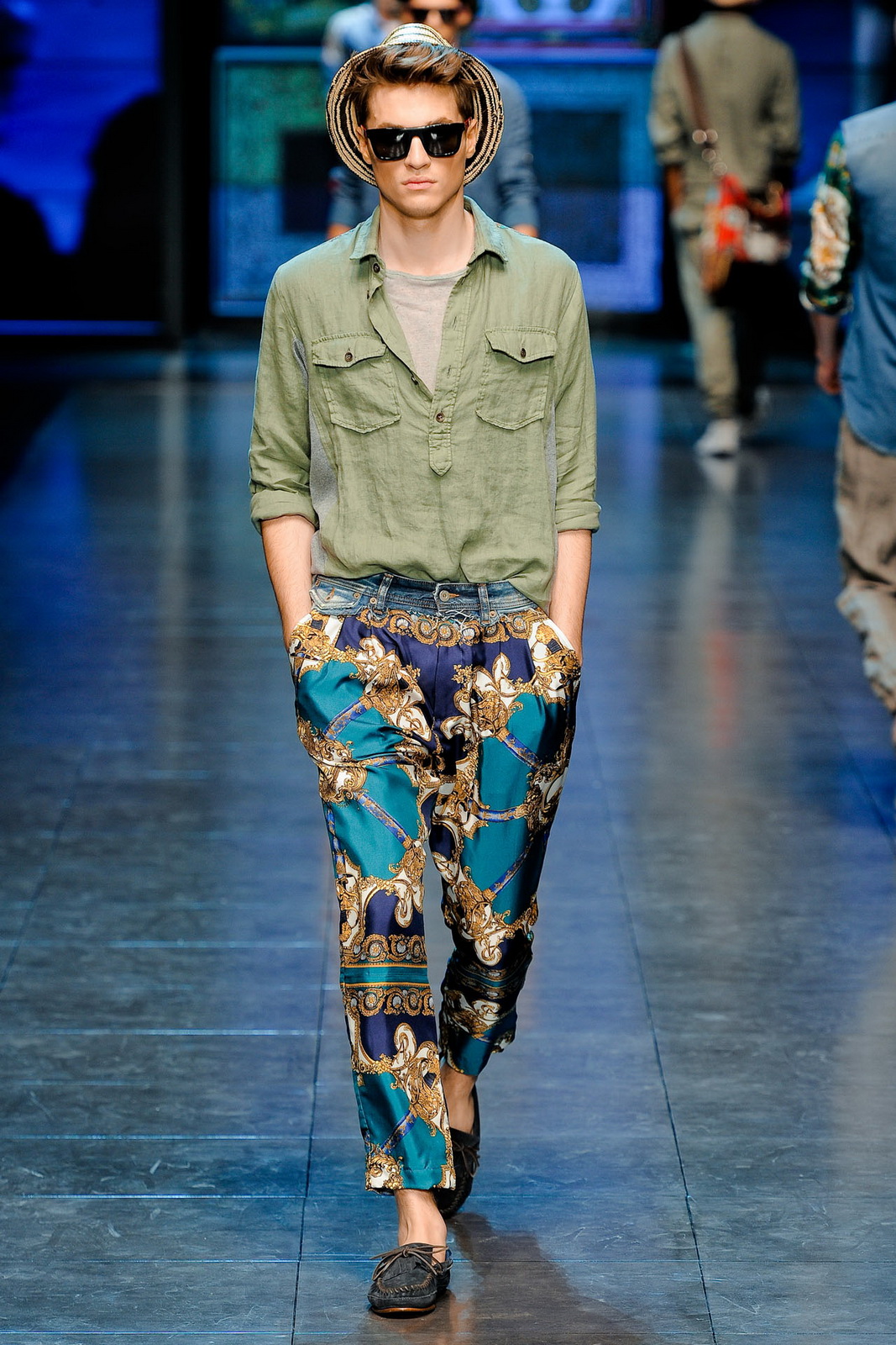 D&G 2012bDƬ