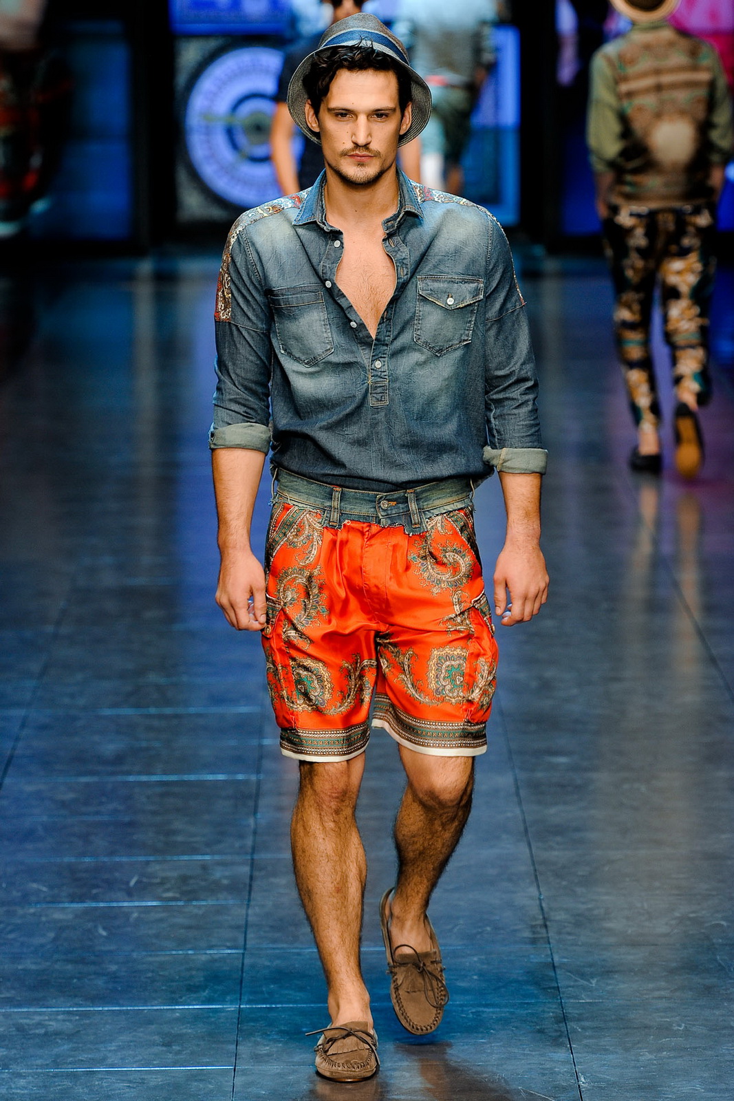 D&G 2012bDƬ