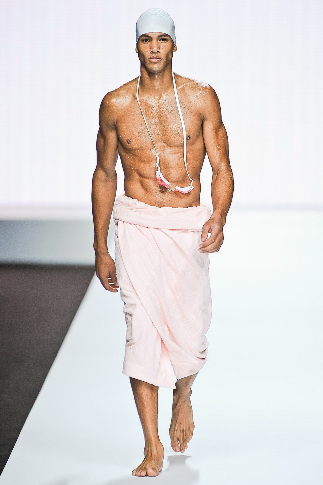 Dirk Bikkembergs Sport Couture 2012bDƬ