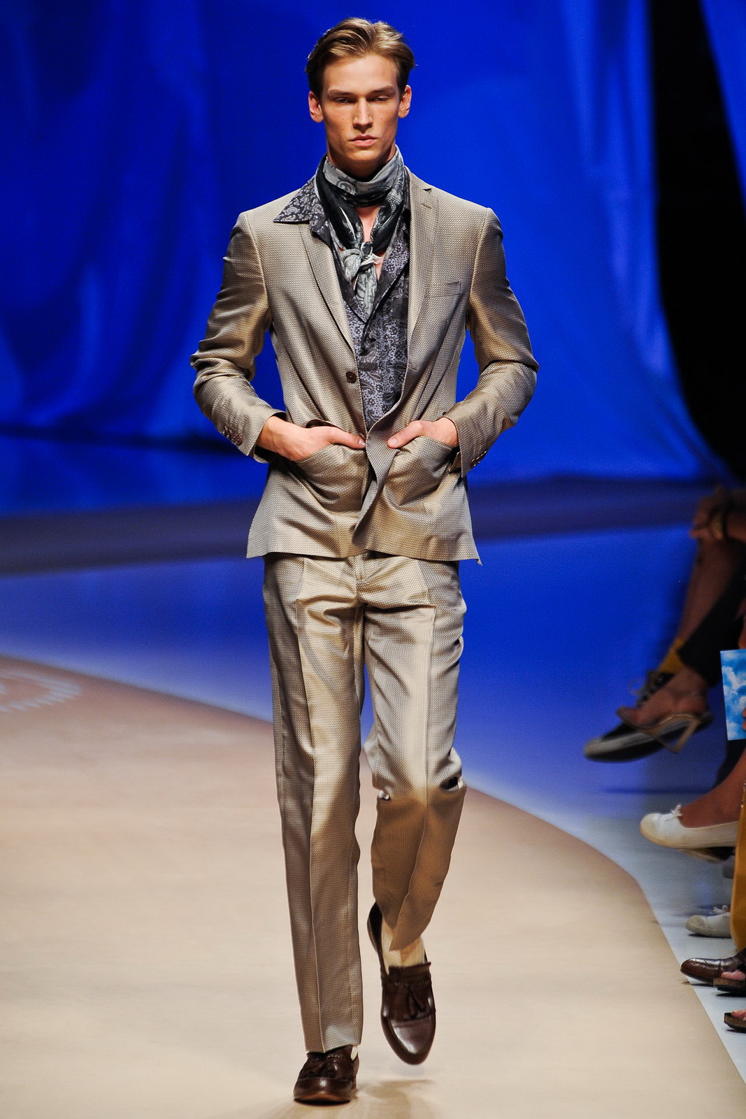Etro 2012bDƬ