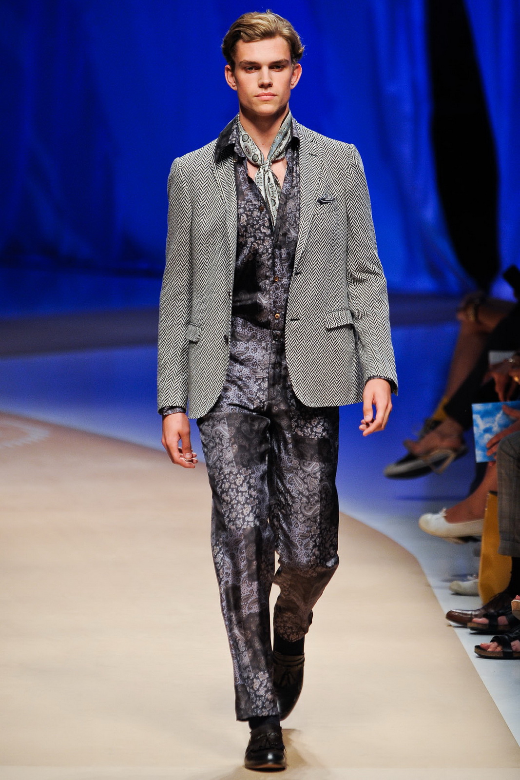Etro 2012bDƬ