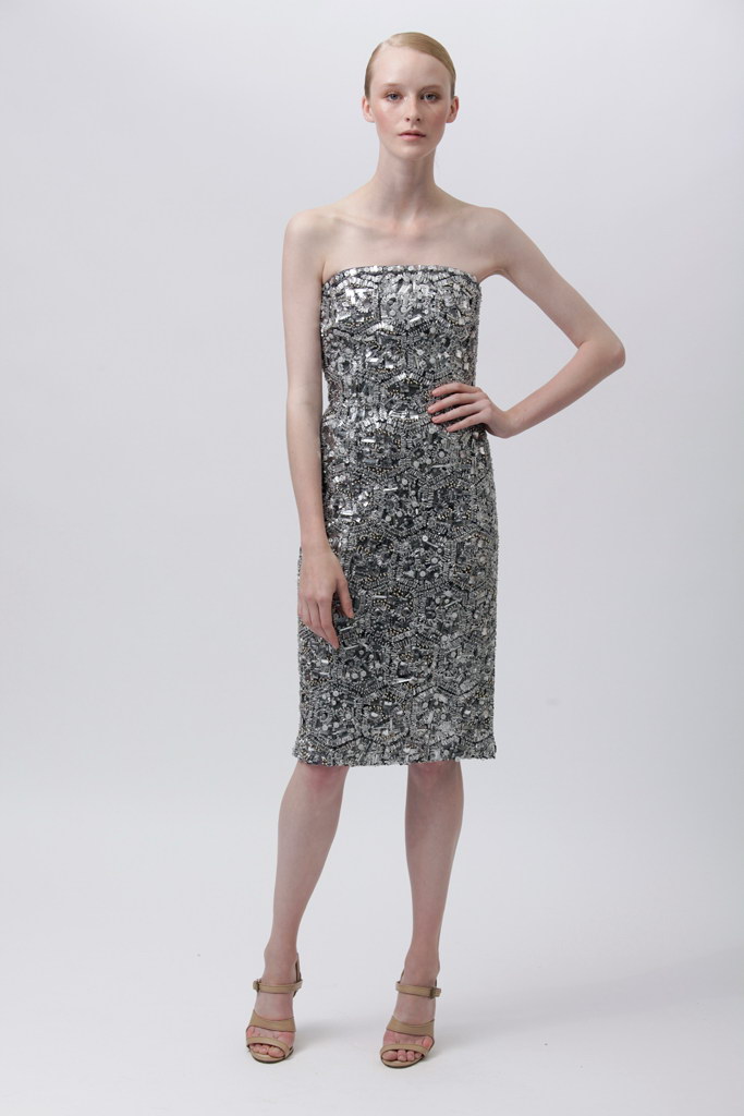 Monique Lhuillier 2012紺ϵиDƬ