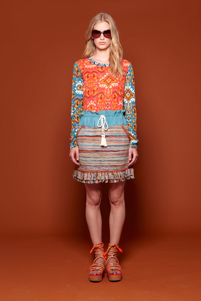 Tory Burch 2012紺ϵиDƬ