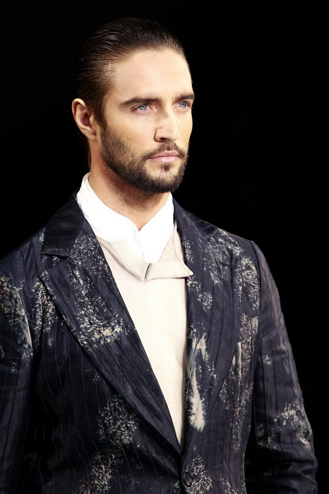 Giorgio Armani 2012bDƬ