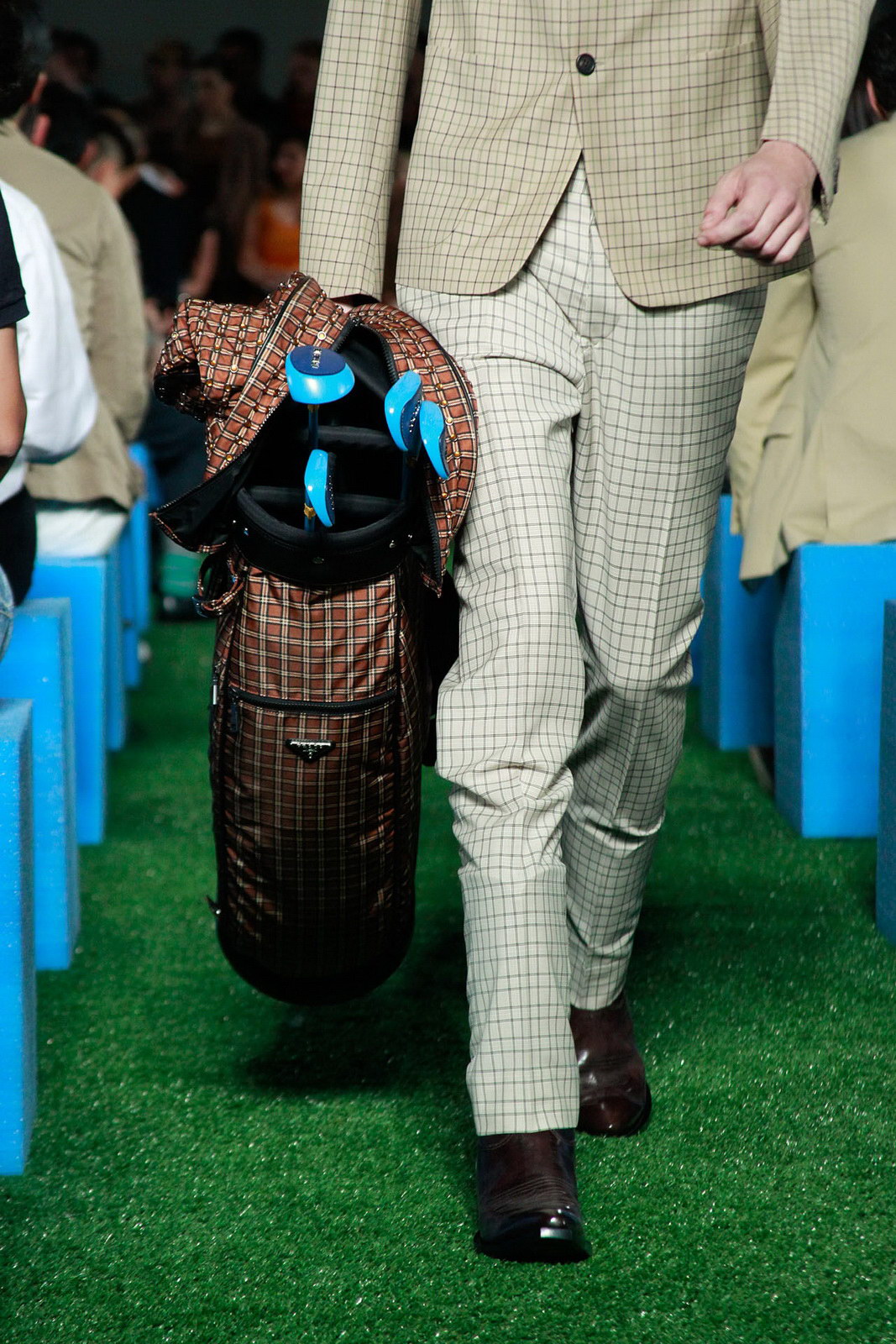 Prada 2012b(x)(ji)DƬ