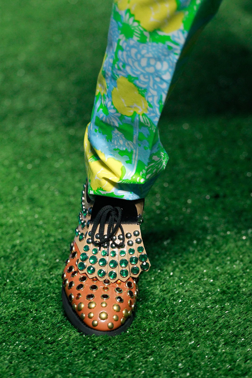 Prada 2012b(ji)DƬ