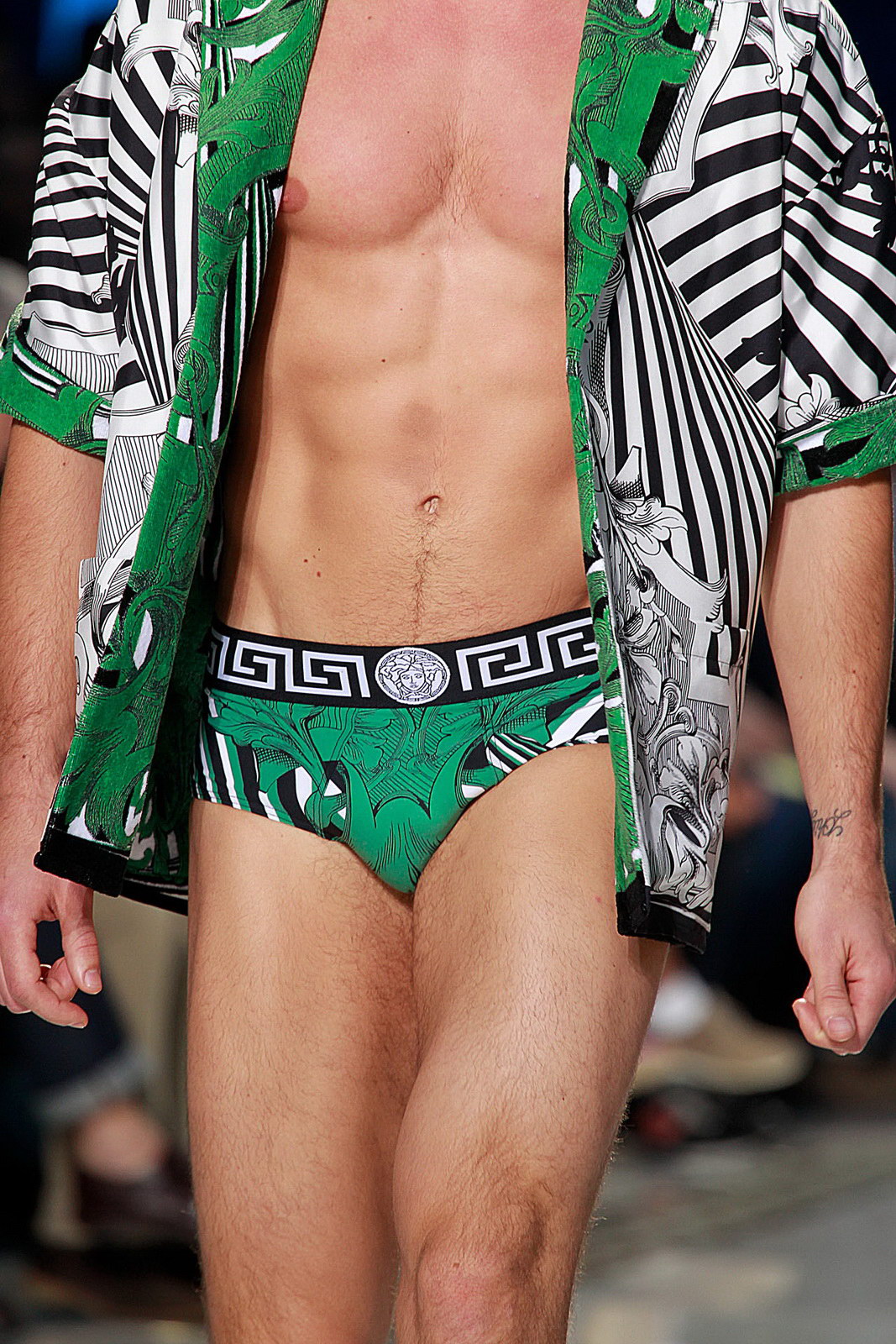 Versace 2012bDƬ