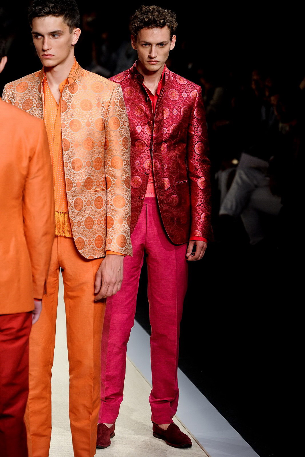 Canali 2012bDƬ