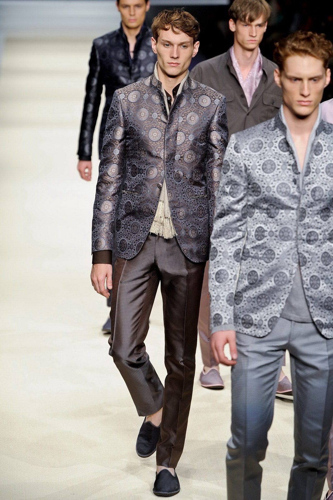 Canali 2012bDƬ