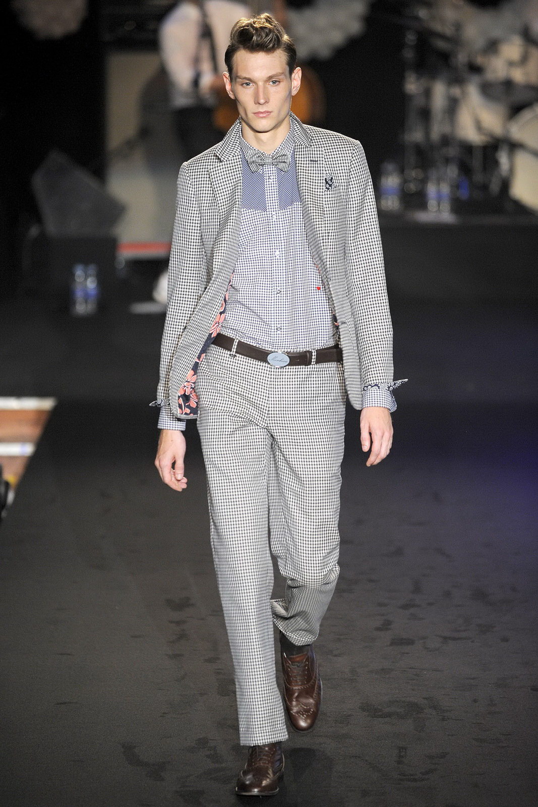 Moschino 2012bDƬ