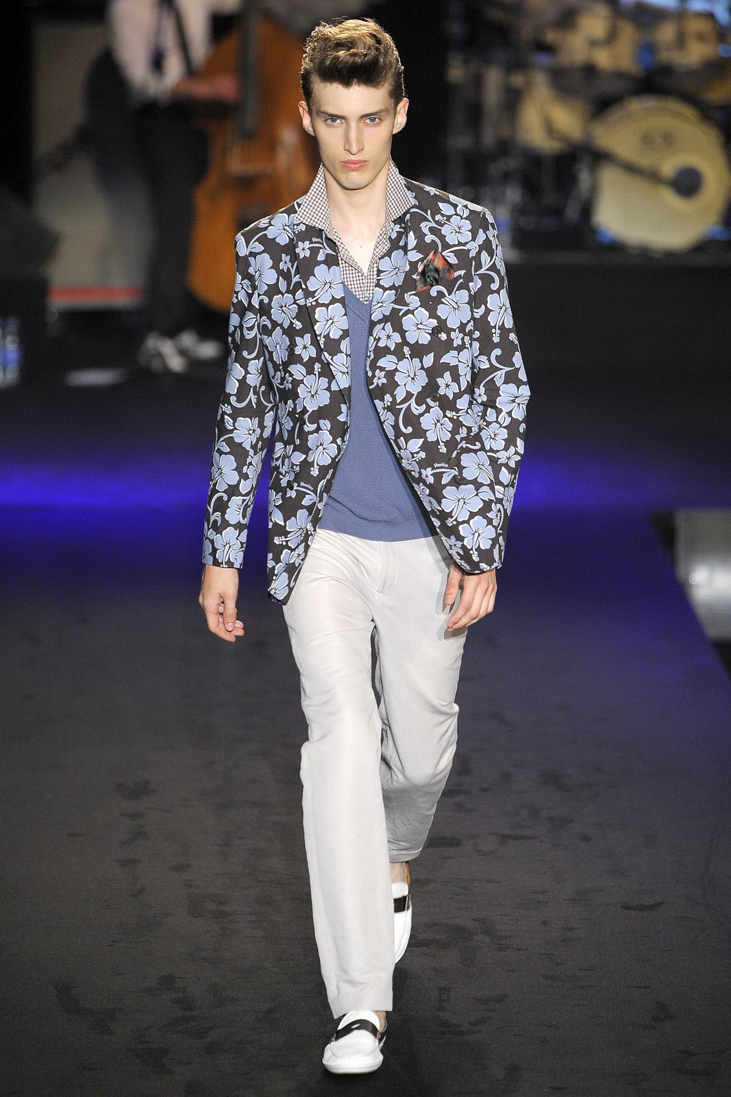 Moschino 2012bDƬ