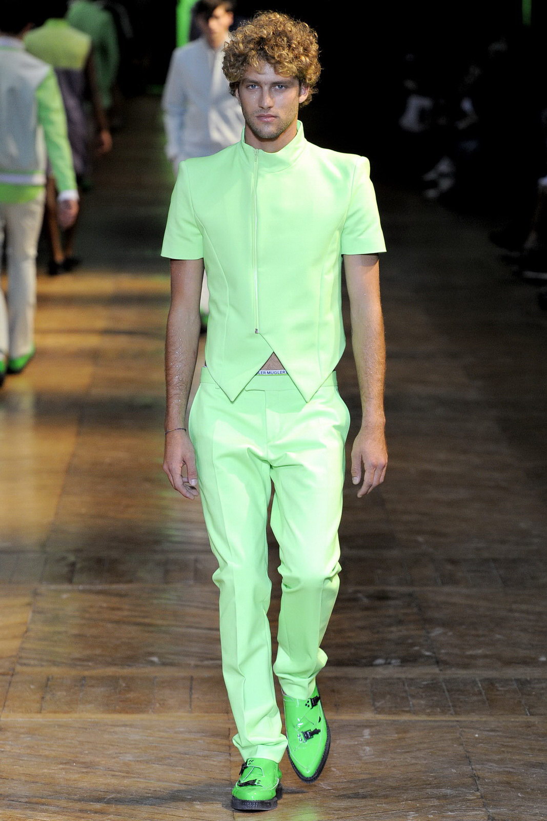 Mugler 2012bDƬ