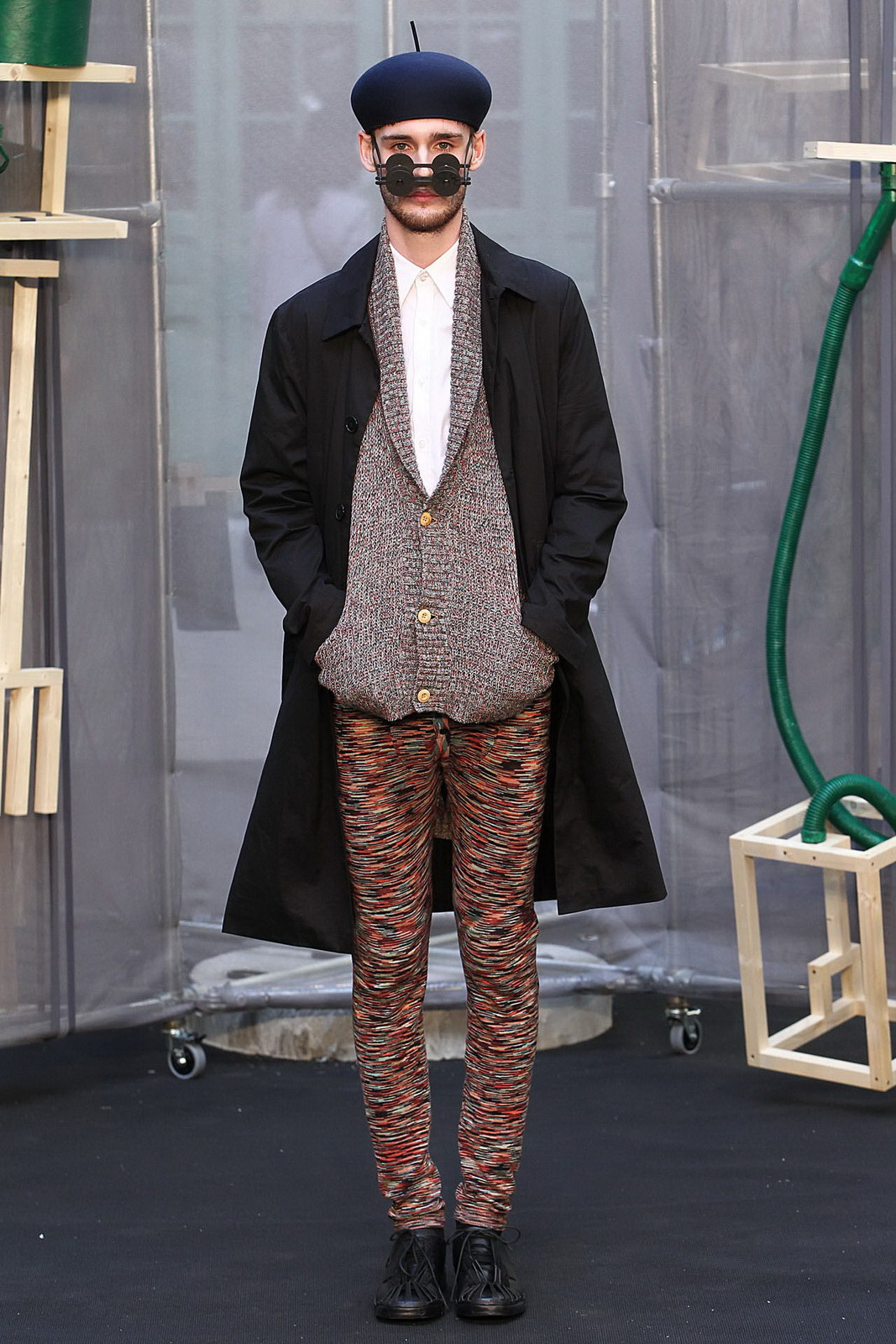 Henrik Vibskov 2012bDƬ