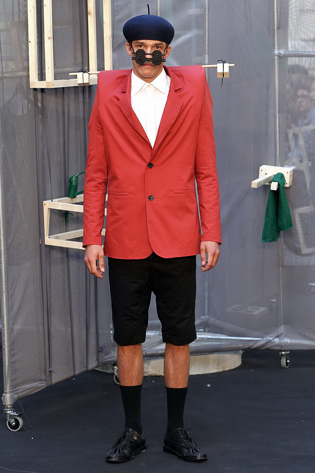 Henrik Vibskov 2012bDƬ