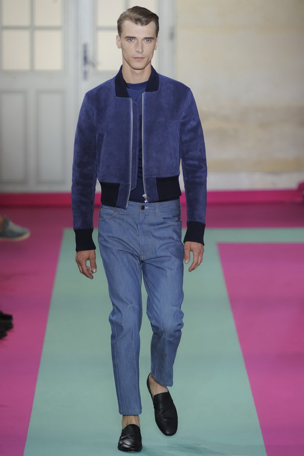 Acne 2012bDƬ