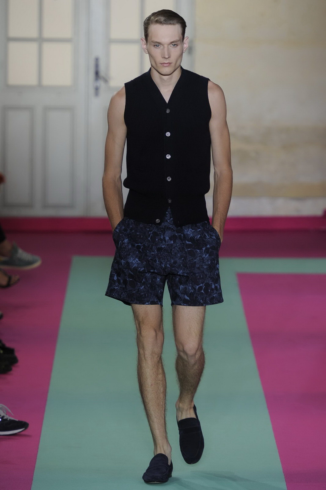 Acne 2012bDƬ