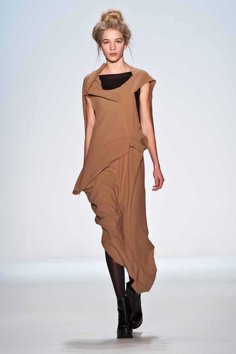 Vladimir Karaleev 2011ﶬlookbookDƬ