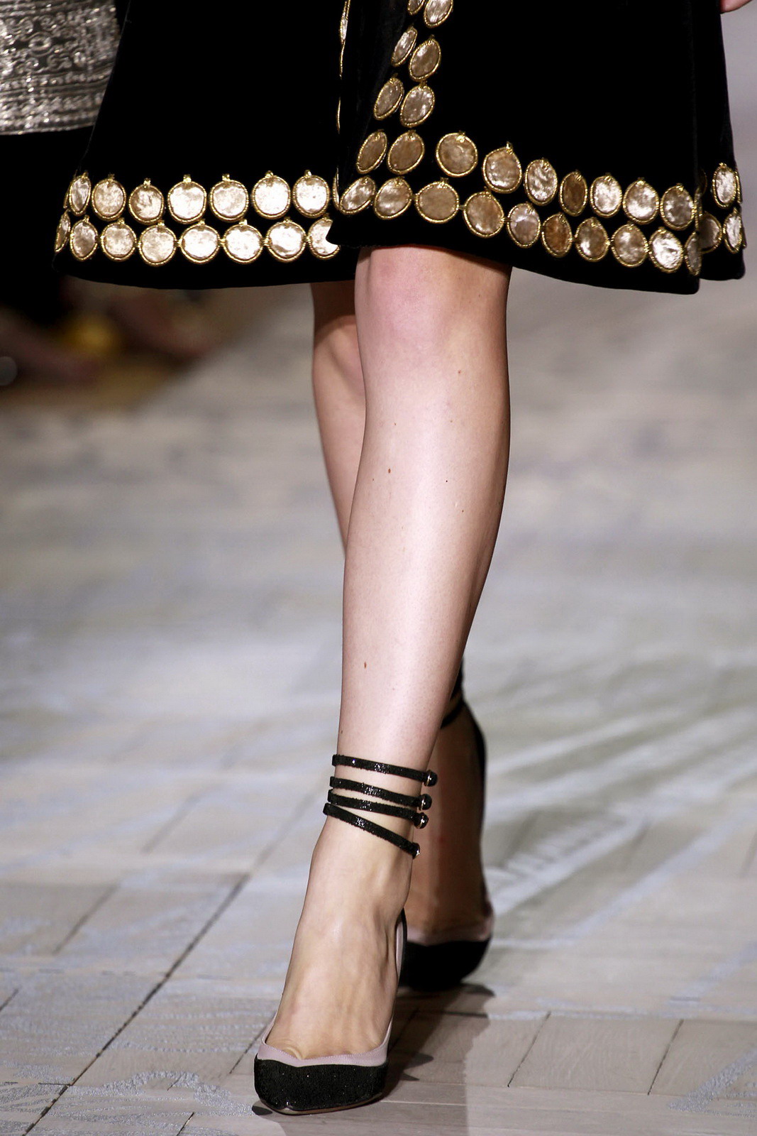Valentino 2011ﶬ߼Ƽ DƬ