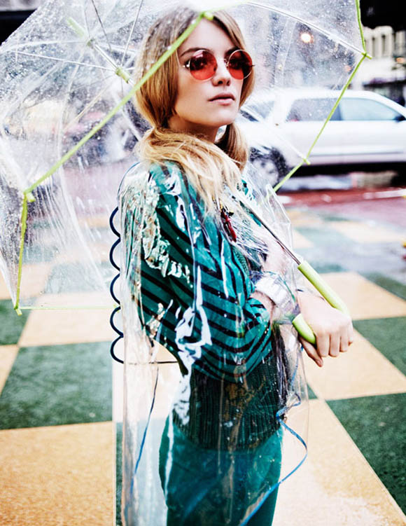 Burberry Blue Label 2011夏季女裝Look Book 高清圖片