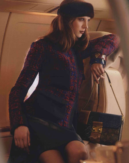 Louis Vuitton 2011ϵŮbV DƬ