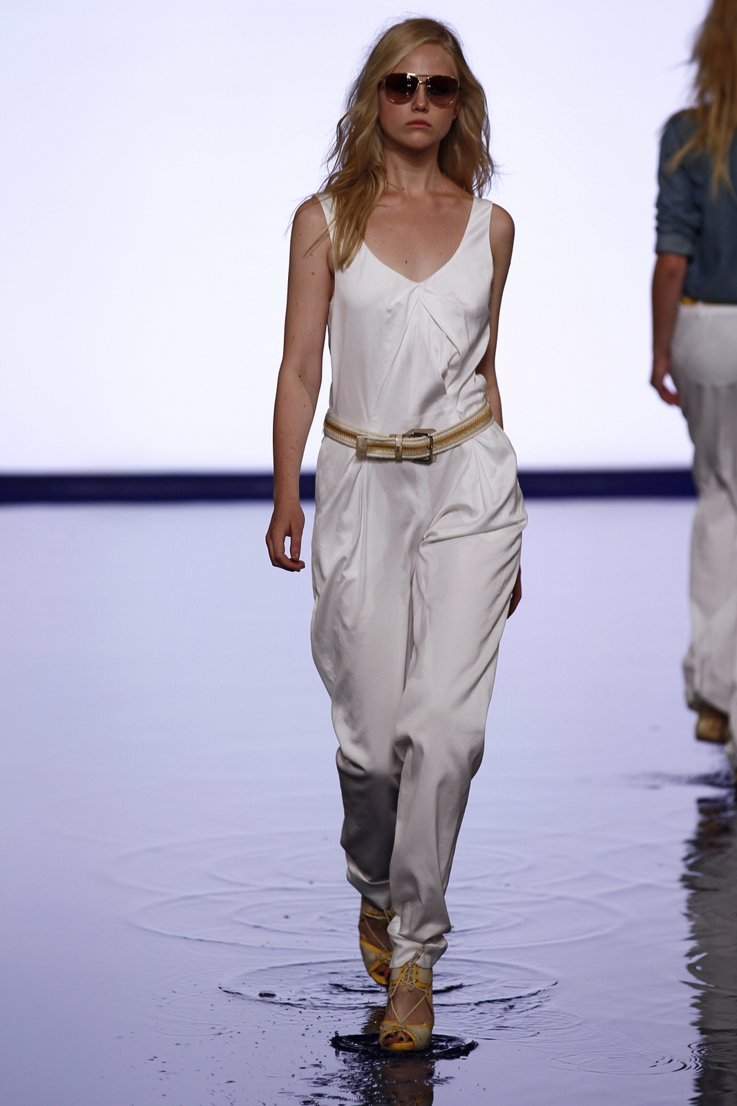 Escada Sport 2012(chng)DƬ