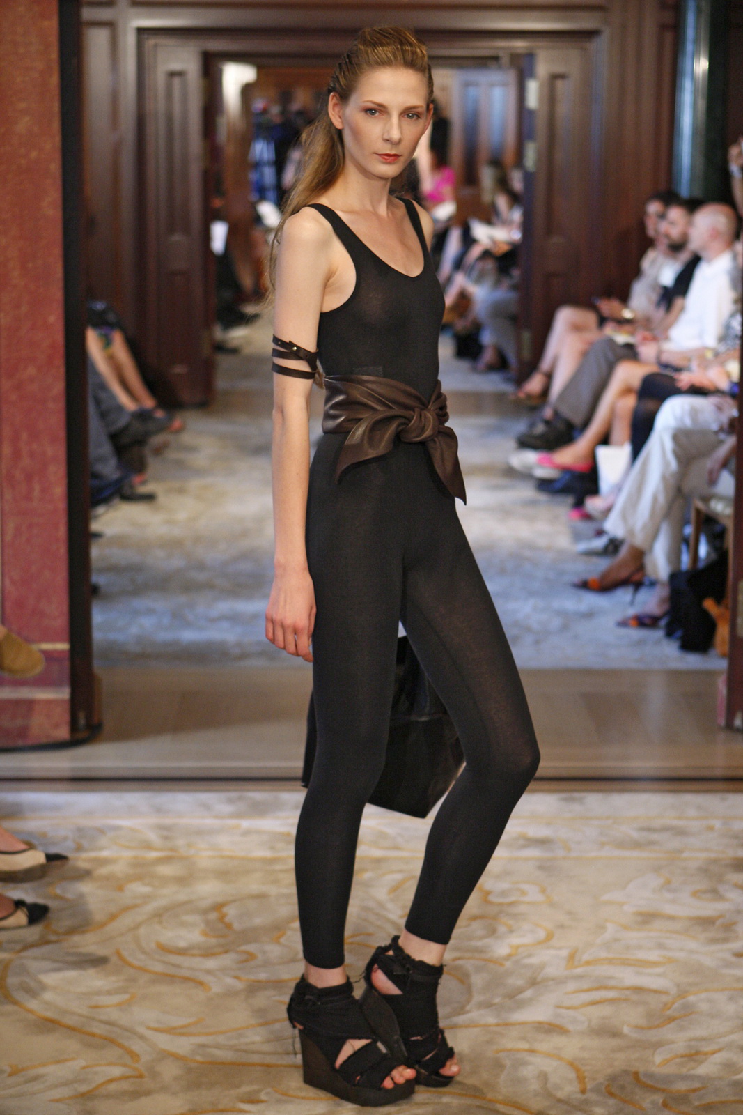 Green Showroom 2012(chng)DƬ