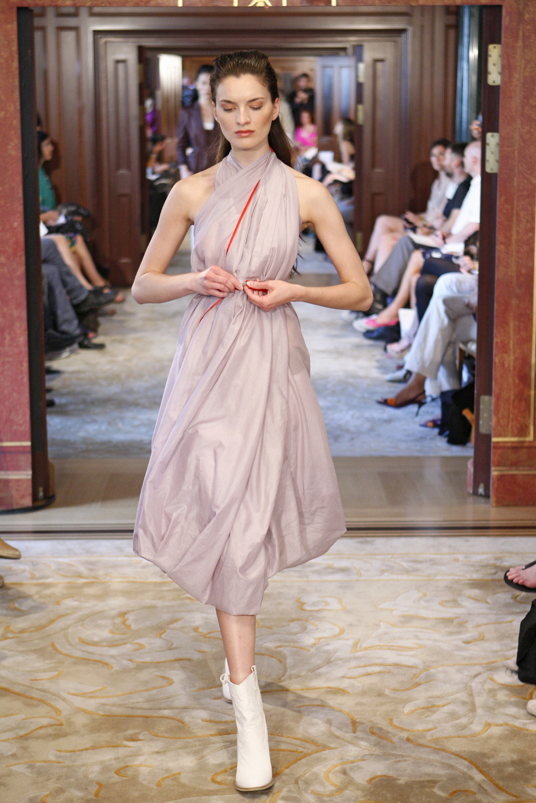 Green Showroom 2012DƬ
