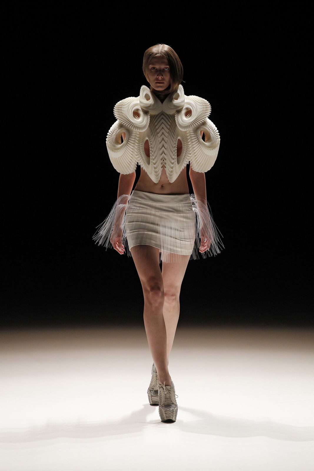 Iris van Herpen presented by Mercedes-Benz and ELLE 2012DƬ