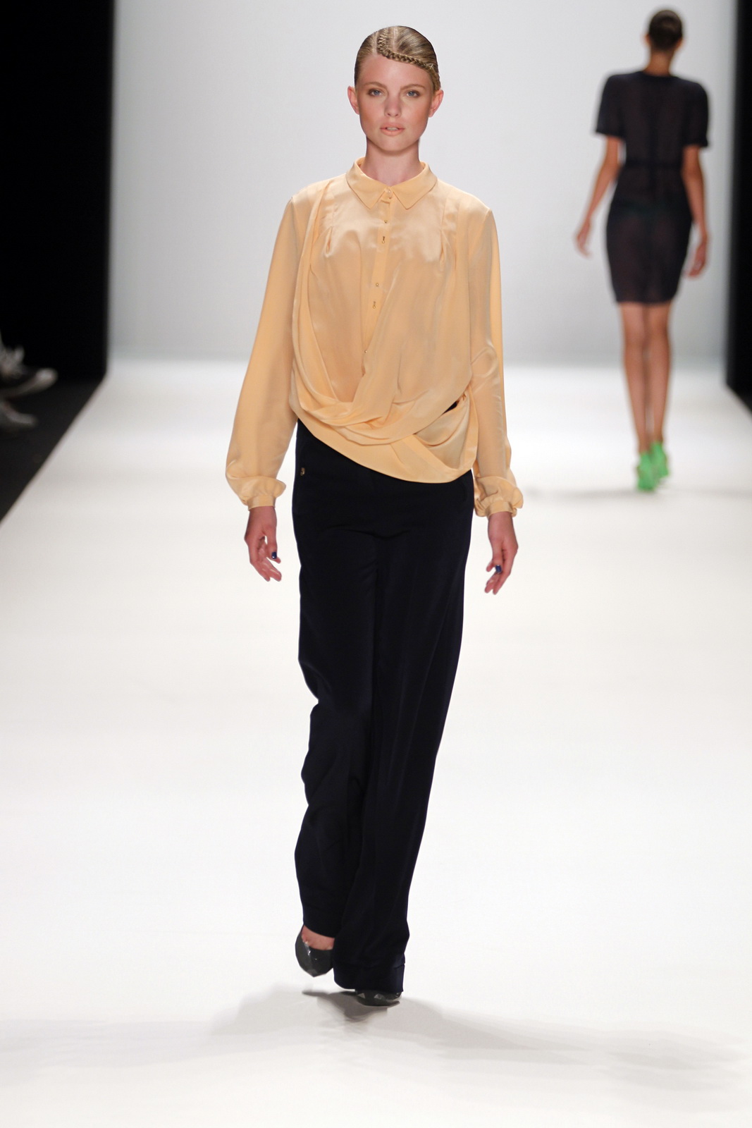 Mongrels in Common 2012(chng)DƬ