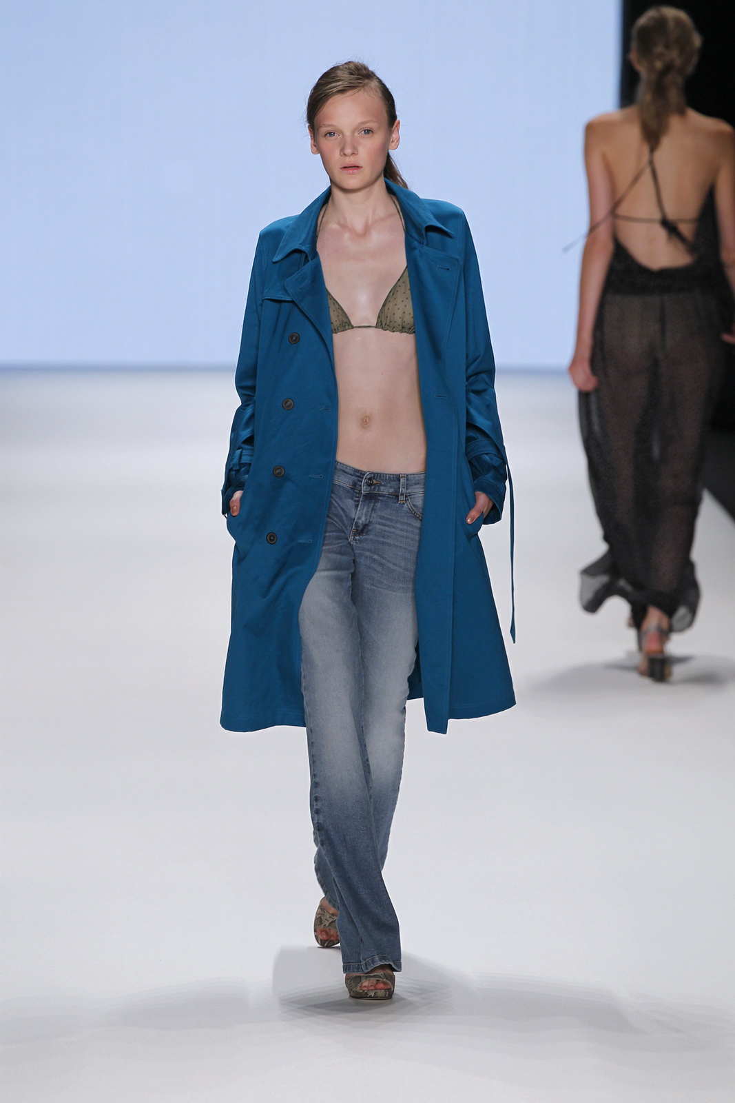 Strenesse Blue 2012DƬ