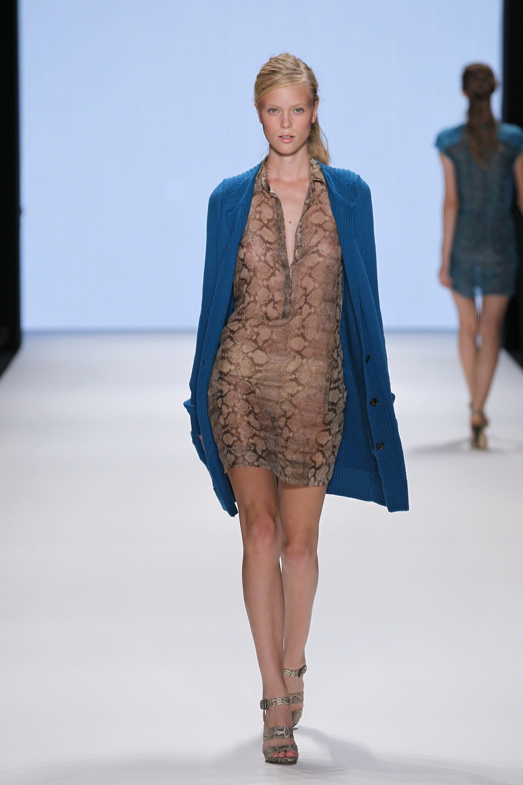 Strenesse Blue 2012DƬ