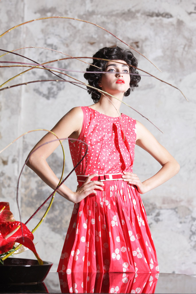 Antonio Marras 2012紺ɼϵиDƬ