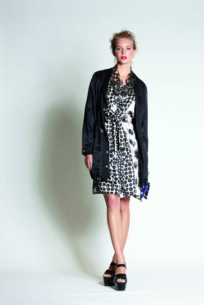 Kenzo 2012紺ɼϵиDƬ