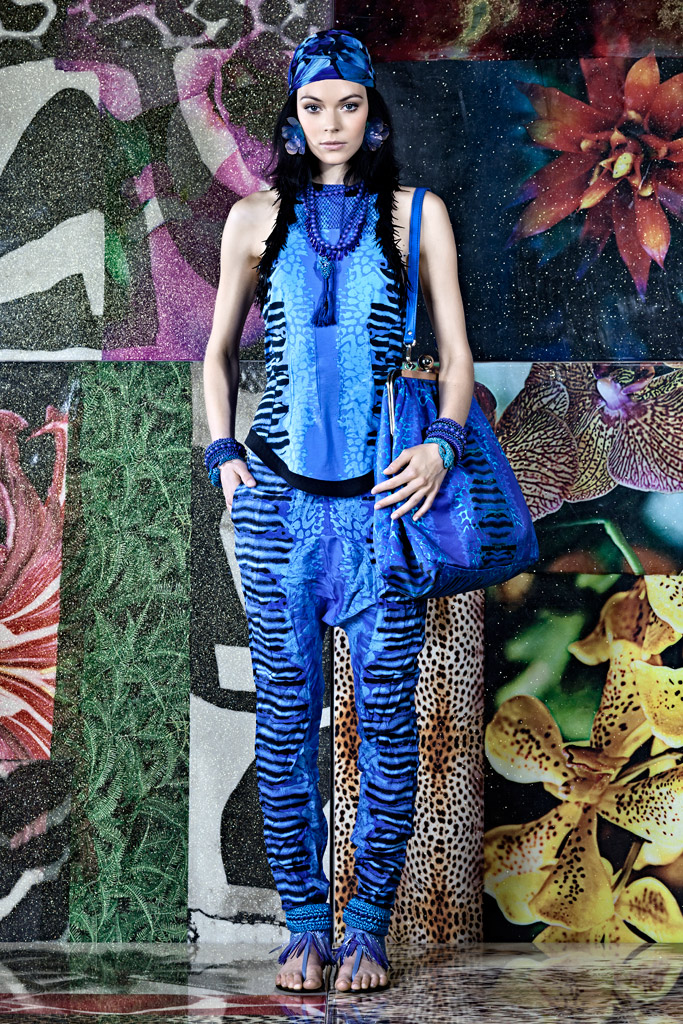 Roberto Cavalli 2012紺ɼϵиDƬ