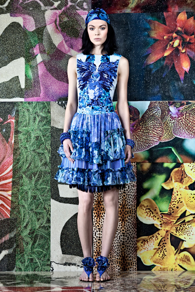 Roberto Cavalli 2012紺ɼϵиDƬ