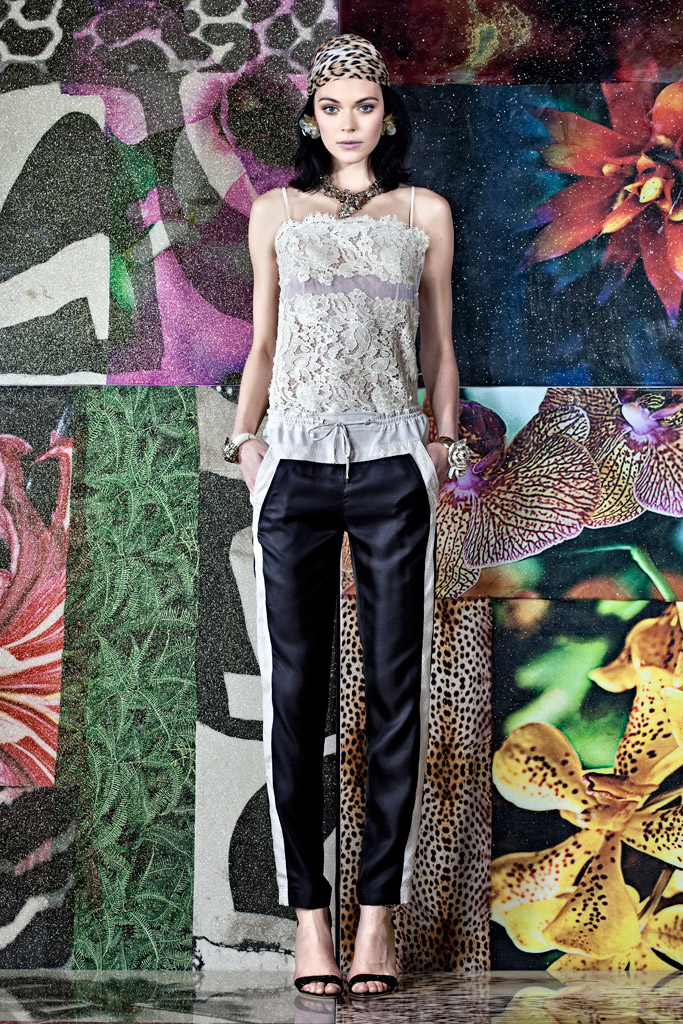 Roberto Cavalli 2012紺ɼϵиDƬ