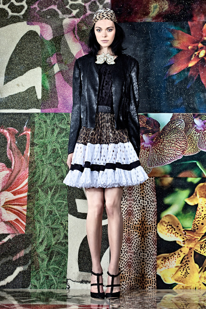 Roberto Cavalli 2012紺ɼϵиDƬ