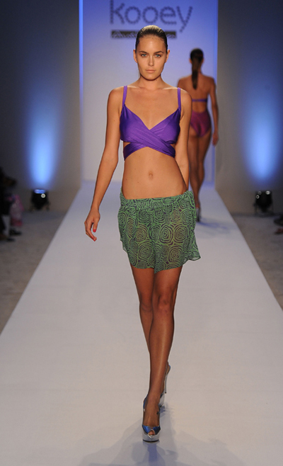 Kooey Swimwear 2012~Ӿb(chng)DƬ