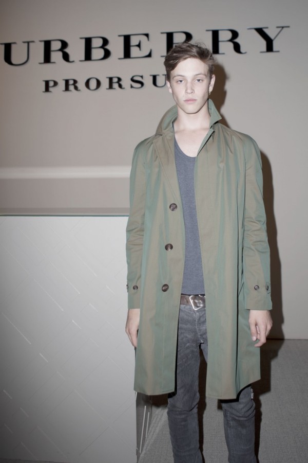 Burberry 8 VƬDƬ